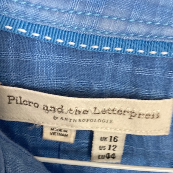Pilcro and the letterpress by Anthropologie light blue button down shirt - Picture 2 of 6
